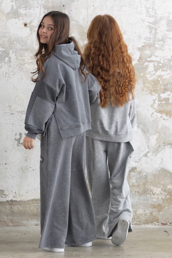 Komplet We The Free ciemny szary