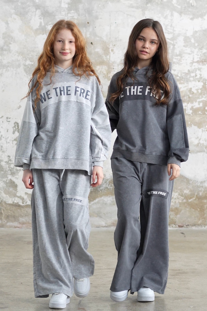 Komplet We The Free ciemny szary
