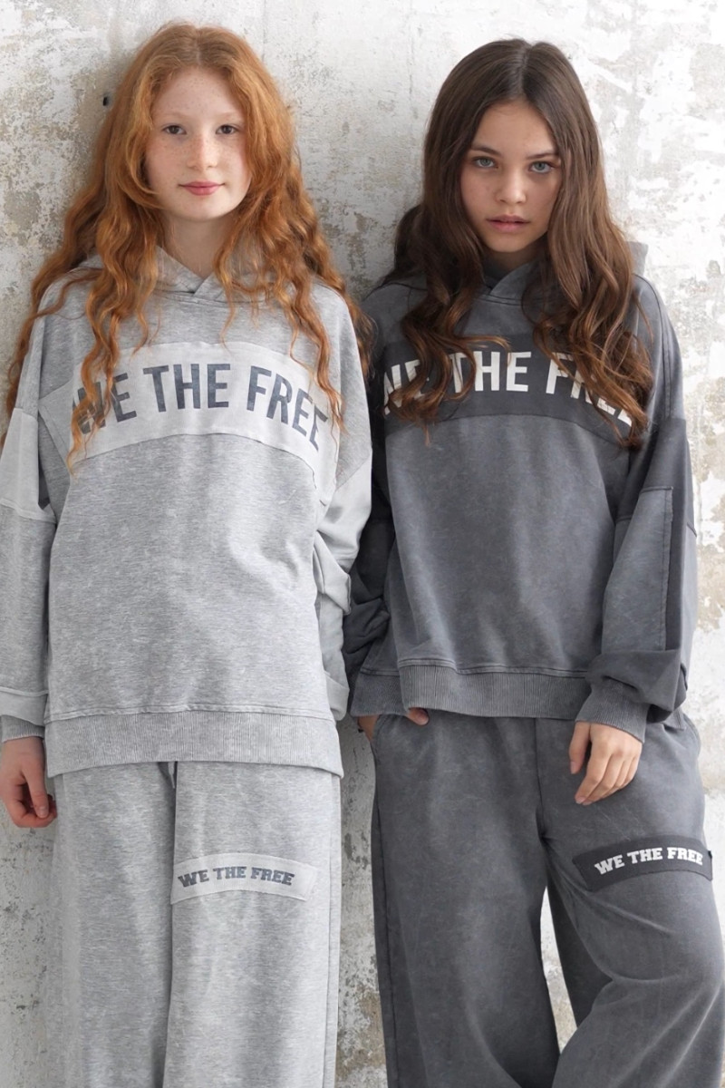 Komplet We The Free ciemny szary