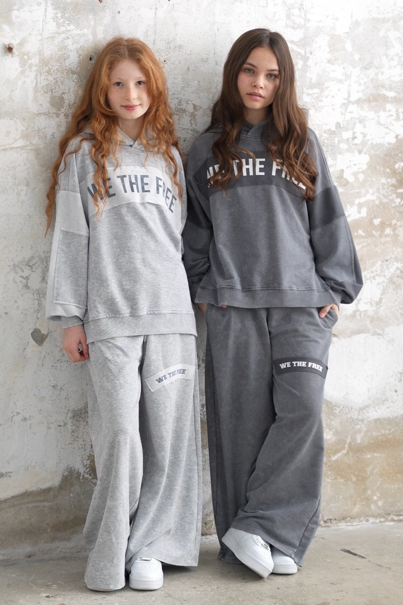 Komplet We The Free ciemny szary