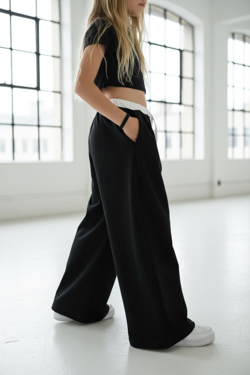 Spodnie dresowe Oli czarne